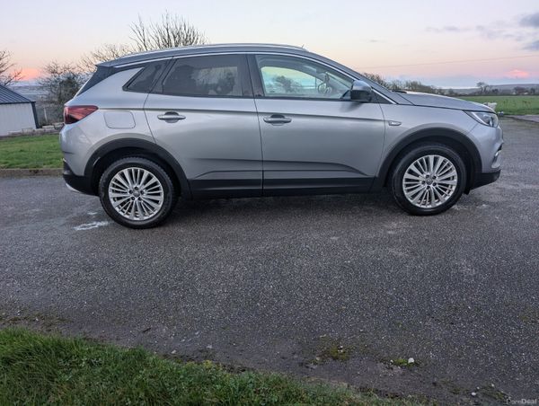 Opel Grandland X 2018 1.6 Diesel High Spec 379511381