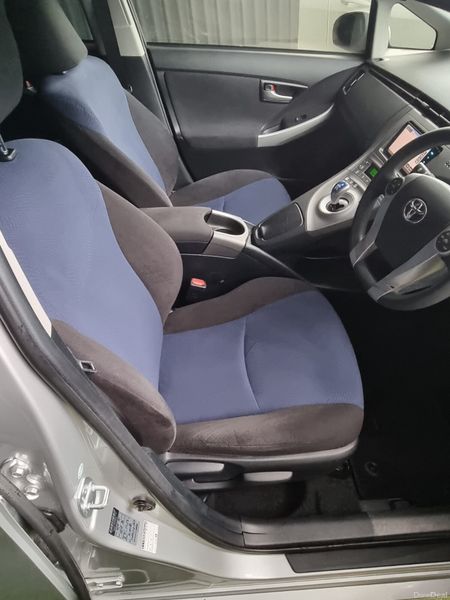 2014 Toyota Prius Automatic 379644675