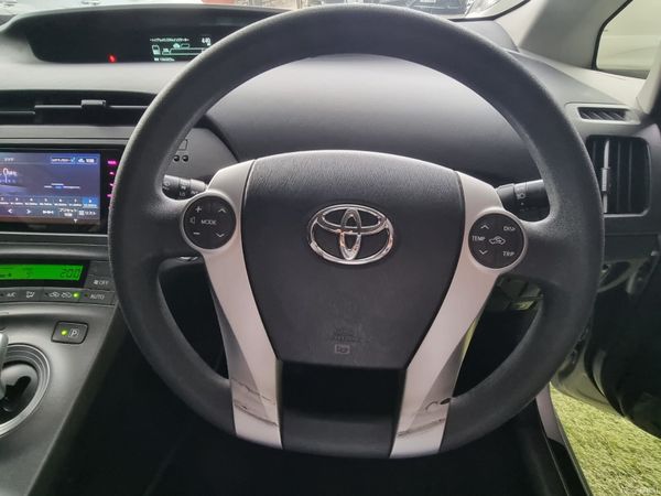 2014 Toyota Prius Automatic 379644639