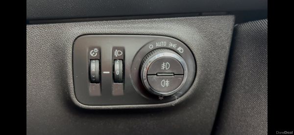 Vauxhall Corsa 2018 1.4 petrol long nct 379652497