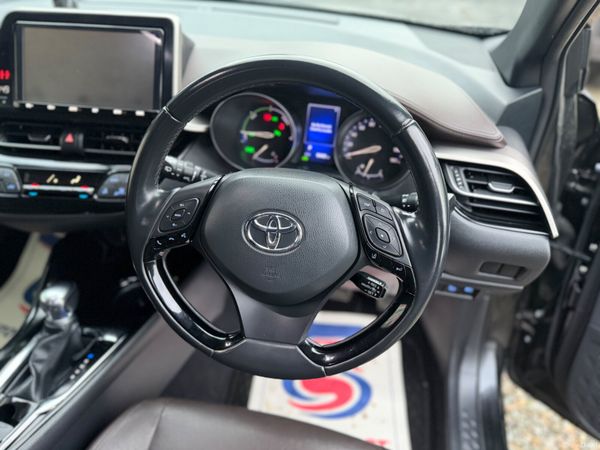 Toyota C HR 2018 379658537