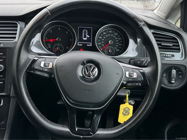 Volkswagen Golf SE NAV TDI 1.6 S 90PS 5DR 379668899
