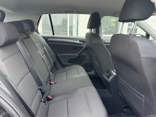 Volkswagen Golf SE NAV TDI 1.6 S 90PS 5DR 379668901