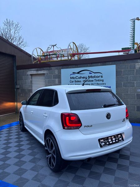 Volkswagen Polo 2014 379680169