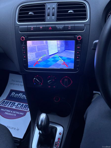 Volkswagen Polo 2014 379680171