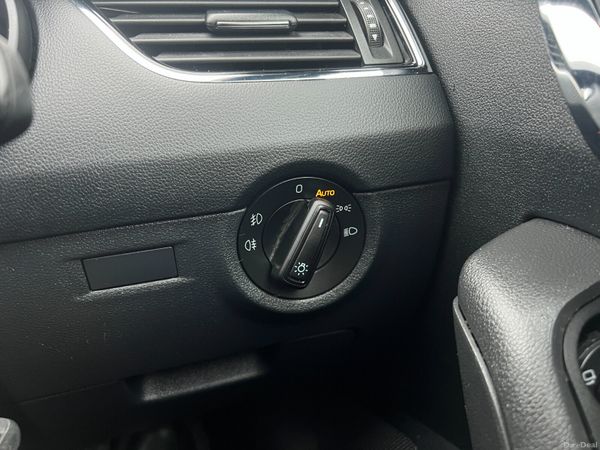 2019 (192) Skoda Octavia Sportline 2.0 TDI 150 BHP 379690869