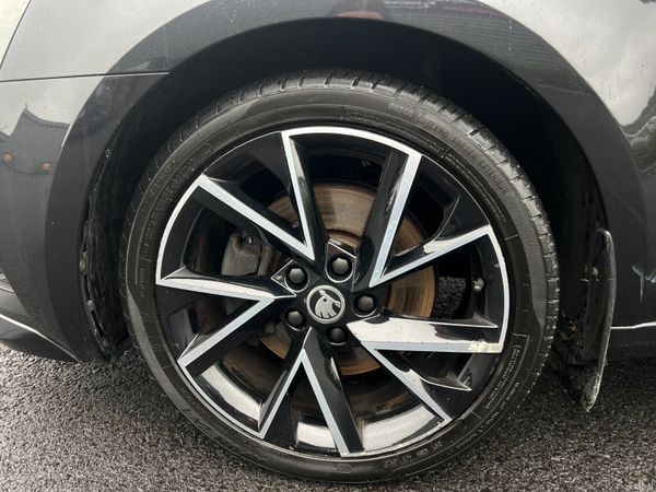 2019 (192) Skoda Octavia Sportline 2.0 TDI 150 BHP 379690839