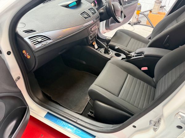 Renault Megane 2015     NEW NCT ! 379699499