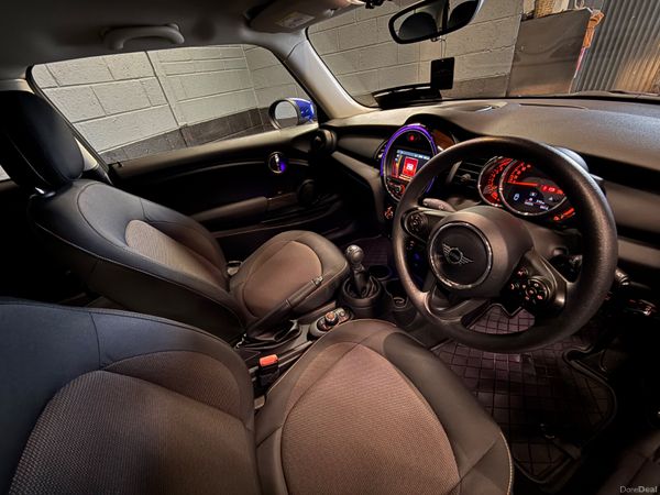 202 Mini 1.5 3 Door * V Low Klms * 379699637