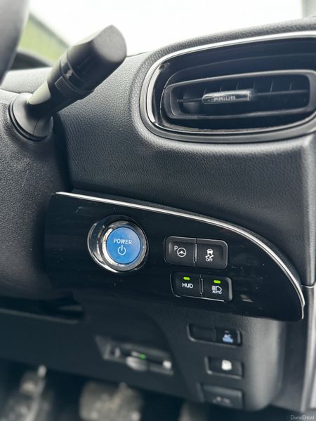 Toyota Prius 1.8 Hybrid Safety Pack 48000kms 2022 379602219
