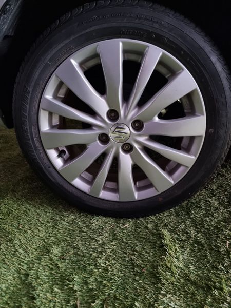 2012 Suzuki Swift Automaic 379603797