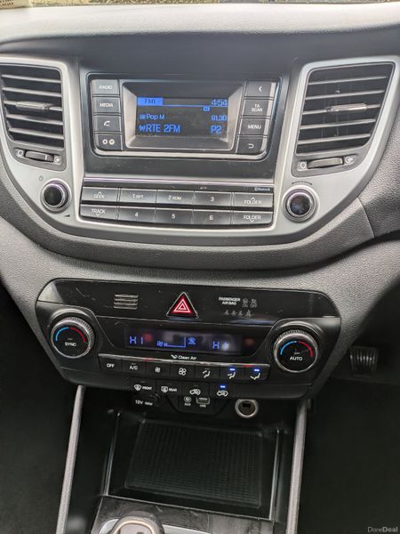 HYUNDAI TUCSON PREMIUM 2017 FULL SERVICE HISTORY 379613809