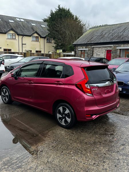 Honda Fit 1.5 Hybrid High Spec 73000kms 2018 379614033