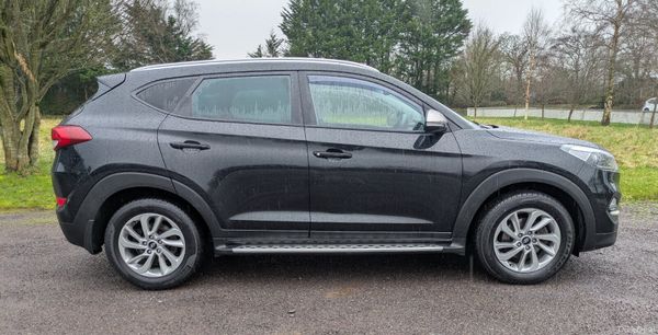 HYUNDAI TUCSON PREMIUM 2017 FULL SERVICE HISTORY 379615027