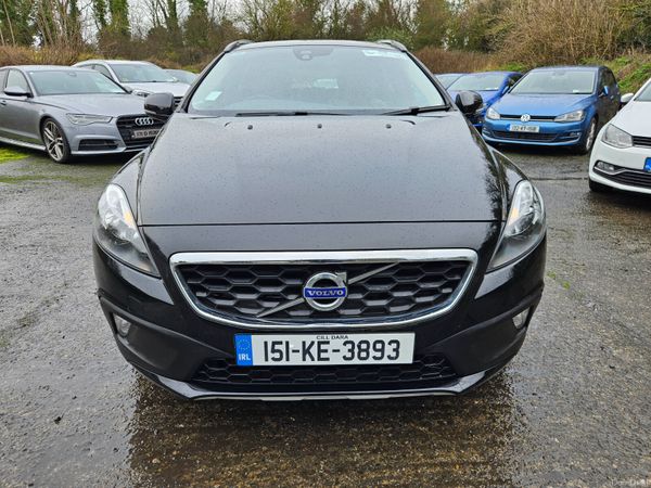 Volvo V40 2015 Cross Country... low mileage 379616634
