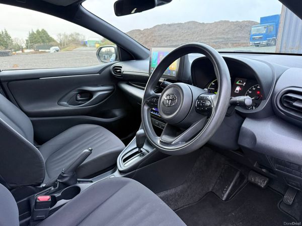 Toyota Yaris 2020 379623347