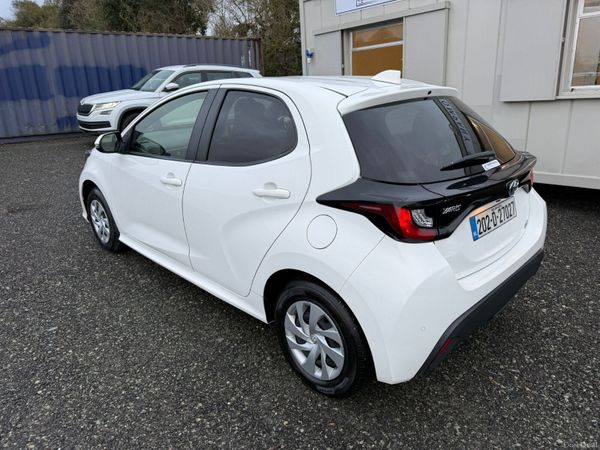 Toyota Yaris 2020 379623349