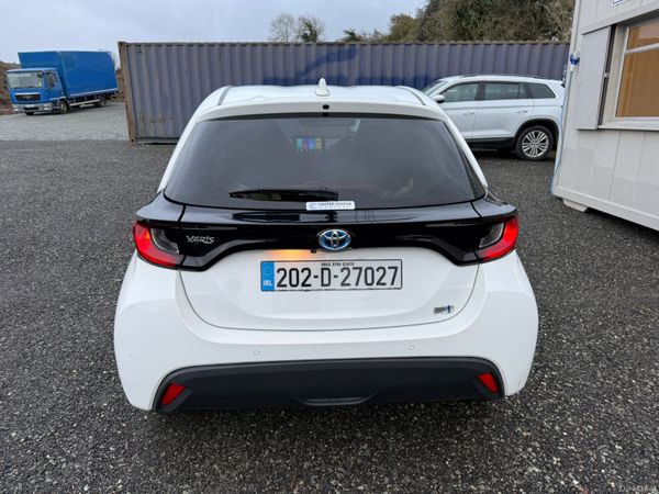 Toyota Yaris 2020 379623335