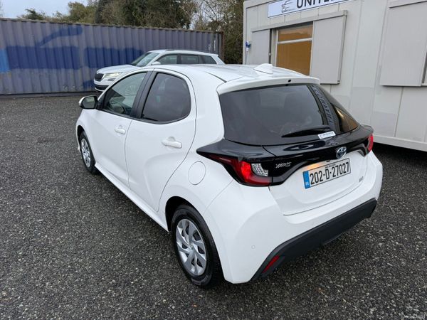 Toyota Yaris 2020 379623337