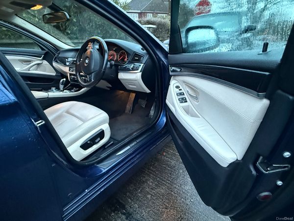 Stunning 5-Series. 2-Year Warranty inc. New NCT 379634011