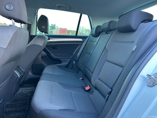 Volkswagen Golf 1.2 TSI AUTO 379756625