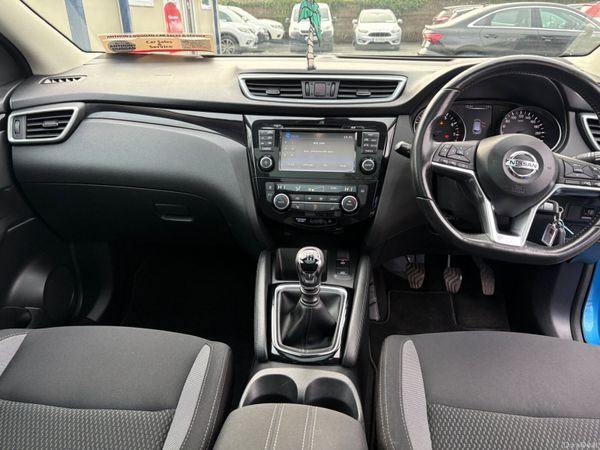 2018 Nissan Qashqai 1.2 SV 379758943