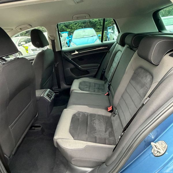 Volkswagen Golf 2016 Highline 379759937