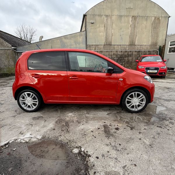 Volkswagen up! 2014 LOW Mileage 379760063