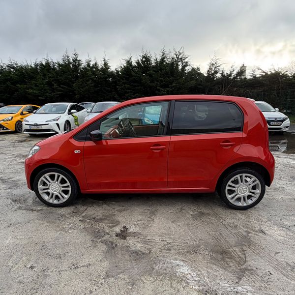Volkswagen up! 2014 LOW Mileage 379760071