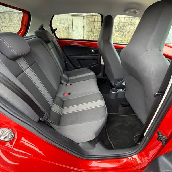 Volkswagen up! 2014 LOW Mileage 379760083