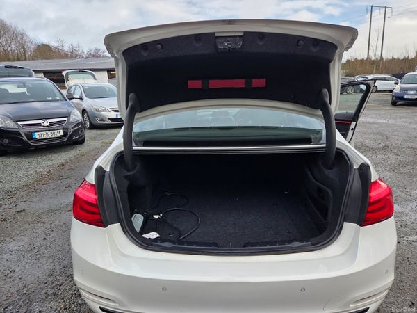 Immaculate BMW Petrol Hybrid 330e 379794161