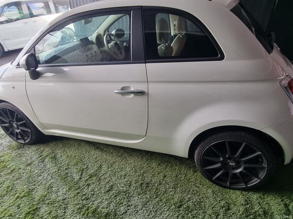2014 Fiat 500 Automatic 379713989