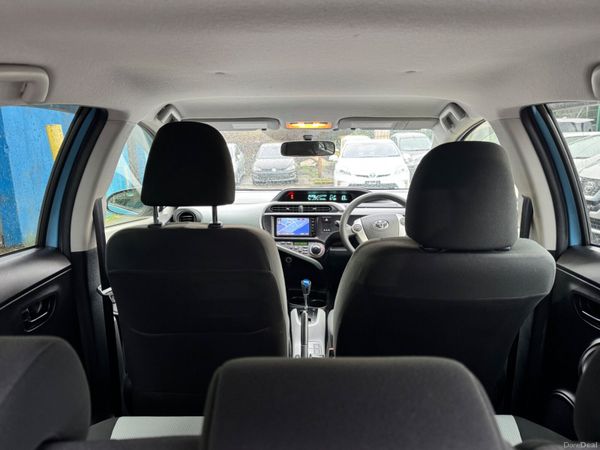 2014 Toyota Aqua Hybrid Automatic 379735663