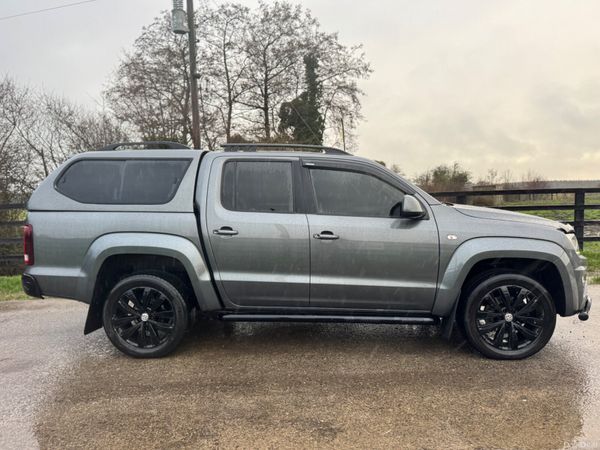 201 Volkswagen Amarok 258bhp Black Ed 379855061