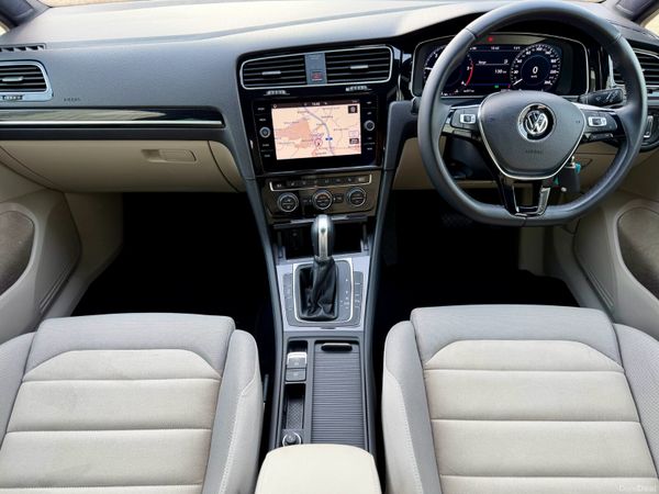 2018 Volkswagen Golf 1.6TDI Auto HIGHLINE 379855903