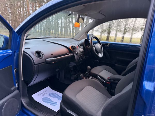 Volkswagen Beetle 2006 1.4 Comfortline 379856559