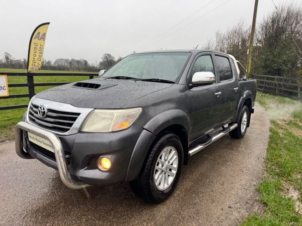 161 Toyota Hilux Invincible 3.0L****NO VAT 379859343