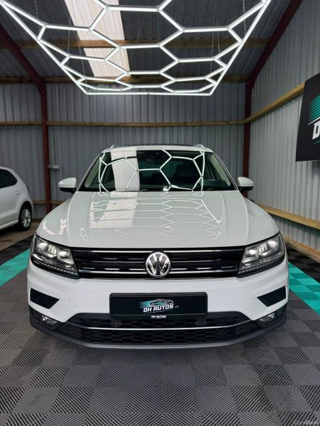 VW Tiguan 2020 (201) - Highline + Pano Sunroof! 379870203