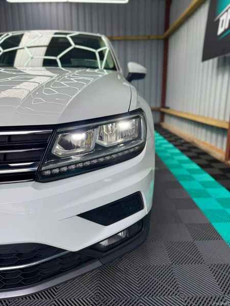 VW Tiguan 2020 (201) - Highline + Pano Sunroof! 379870209