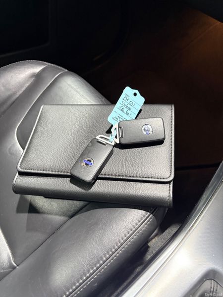 2017 Volvo XC60 D4 2.0 190 Bhp 379889213