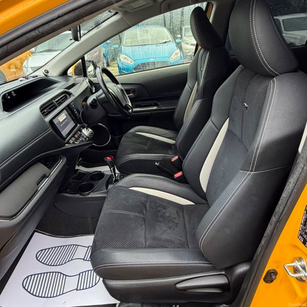 Toyota Aqua 2015 GG'S EDITION 379804413