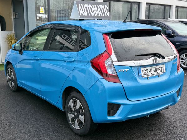 2016 Honda Fit 1.5 Petrol Hybrid Automatic 379809363