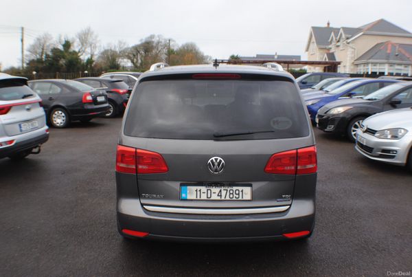 VOLKSWAGEN TOURAN 2011 7 SEATER 379813169