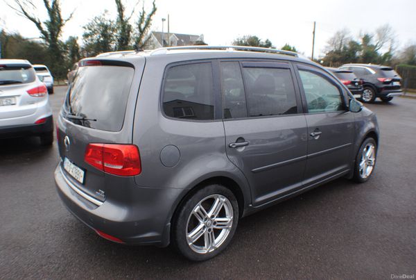 VOLKSWAGEN TOURAN 2011 7 SEATER 379813173