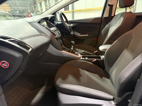 2016 Ford Focus Zetec 1.5 TDCi 95 Bhp 379813607