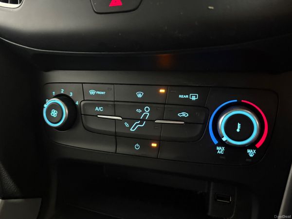 2016 Ford Focus Zetec 1.5 TDCi 95 Bhp 379813615