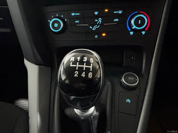 2016 Ford Focus Zetec 1.5 TDCi 95 Bhp 379813617