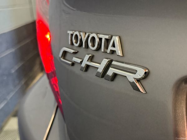 181 Toyota C-HR 1.2 Luna Sport *V Low Klms * 379824005
