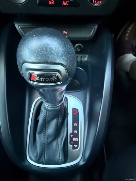 Audi A1 2016 379947313