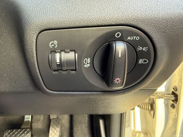 2016 Audi A1 1.0 Petrol Automatic , 379949521